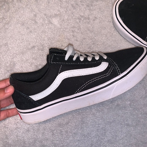 Shoes - Picture 2 of 3